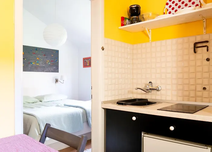 Art Seasoul شقة زاتون